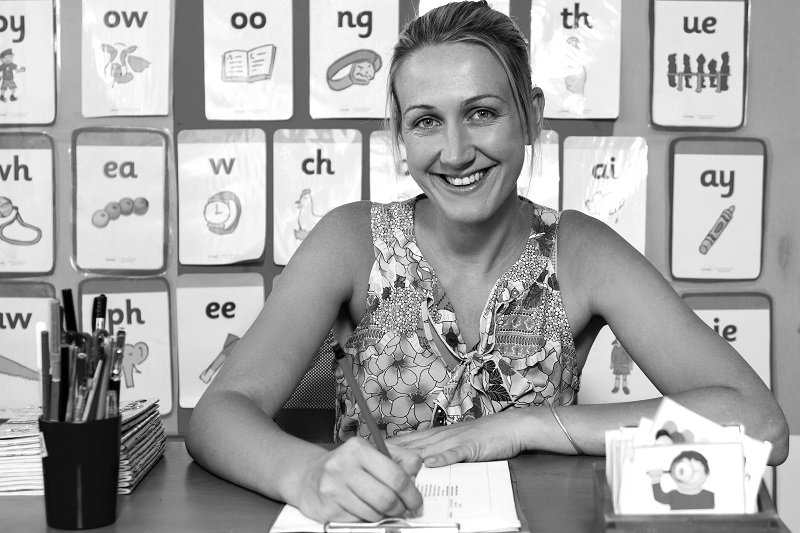 portrait of Abbie (SaiGon Star International school ) - Dec _MG_3177 B&W - LN