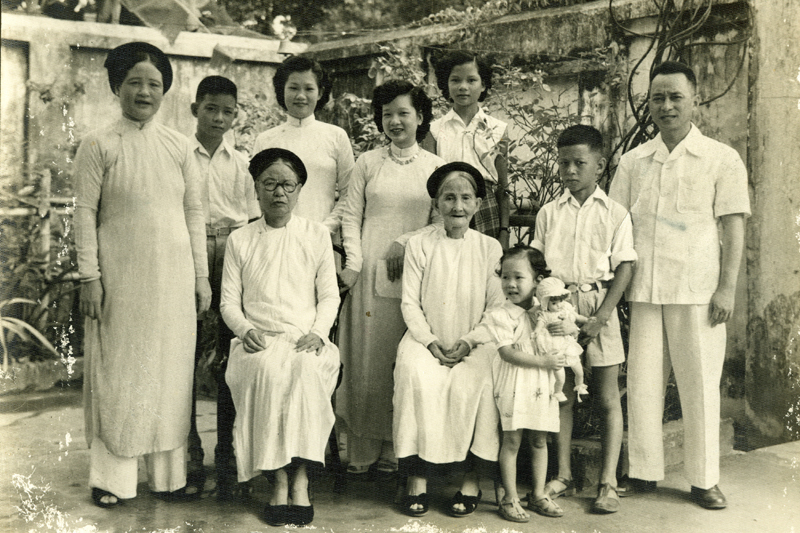 Family-in_1953
