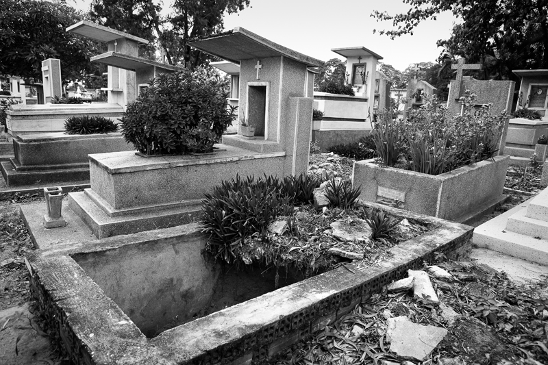 Oi-Vietnam---June-2014---My-Life-As-A-Bone-Cleaner---ARY-2