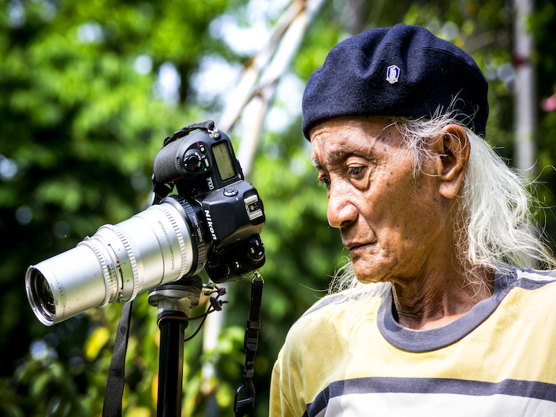 Oi Vietnam-April2015_old photographer_DSC4820-NT