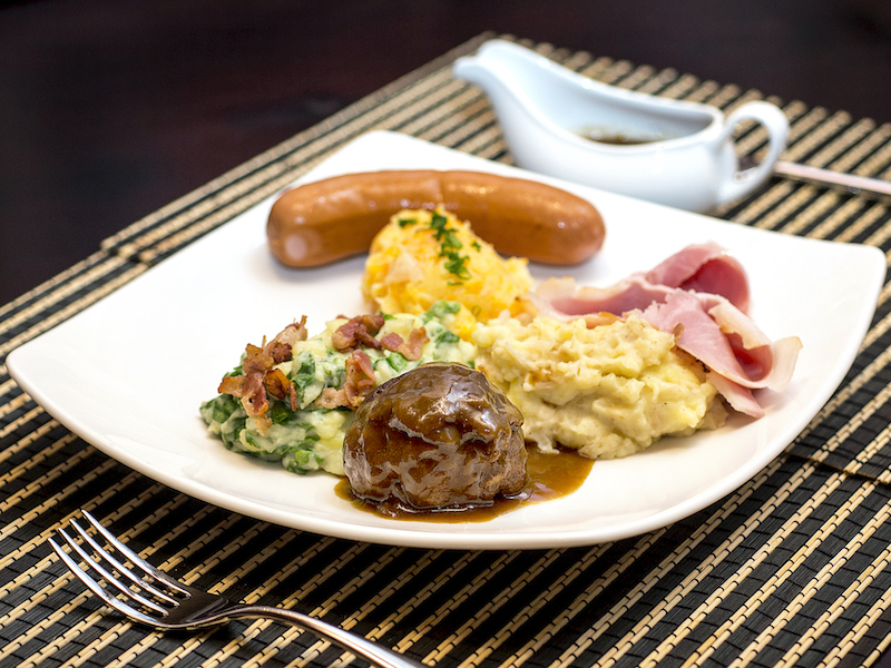 Dutch House_Dutch trio