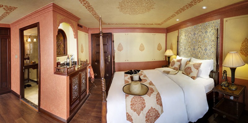 The-Jahan-Deluxe-Stateroom03-OiVietNam