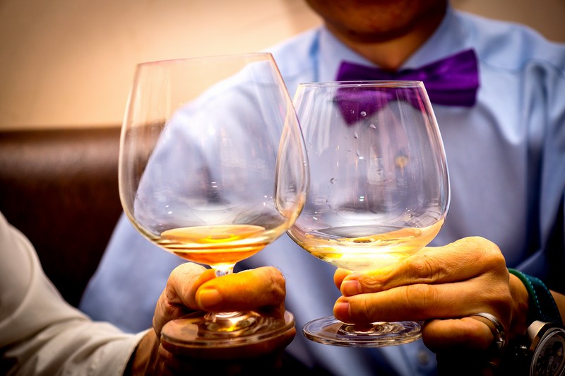 Oi Vietnam-Jan2016_wiskey club__DSC4629_NT (OiVietNam-3N)