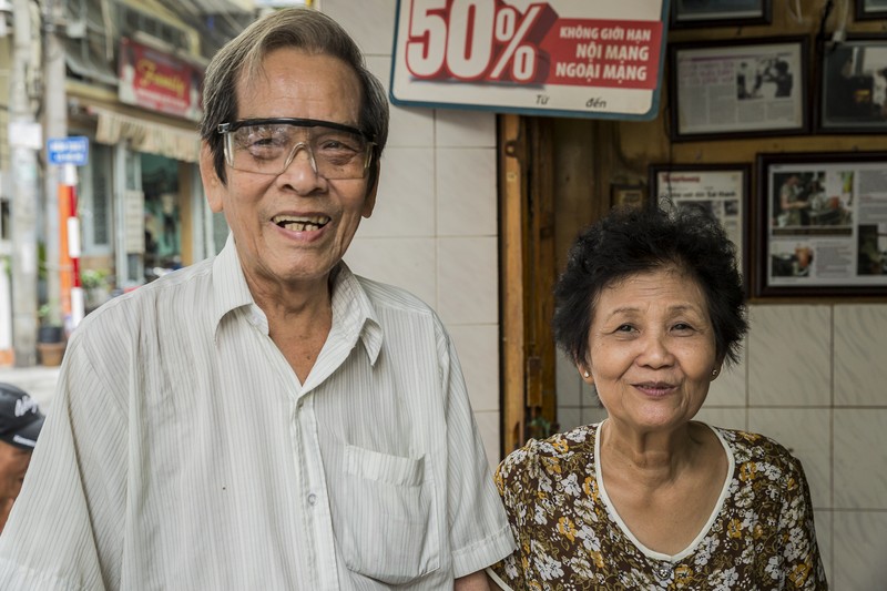 oi-magazine-march-2016-stocking-coffee-shop-NF--19 (OiVietNam-3N)