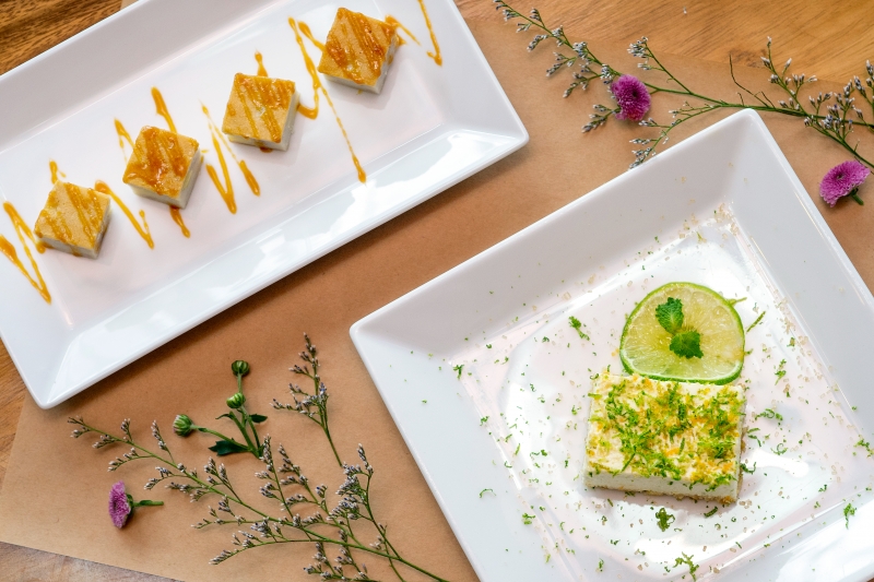 oi-vietnam-sep2016_thefishsauce_desserts_light-lime-cheesecake-the-fish-sauce-signature-taro-cake_dsc8984_nt