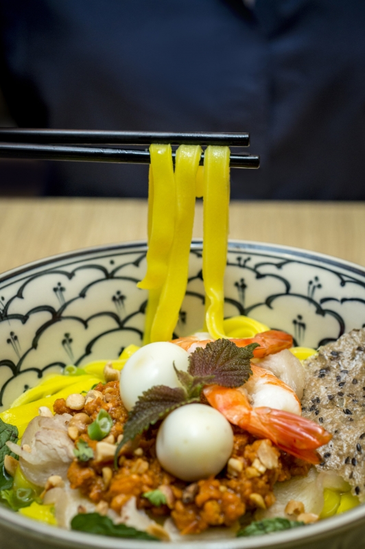 Oi Vietnam-April2015_cothanhnoodles_mi quang_DSC5137-NT